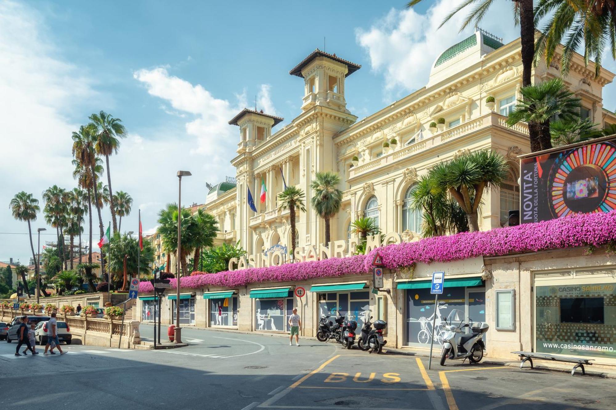 Casa Felice - Happy Rentals Sanremo Eksteriør bilde